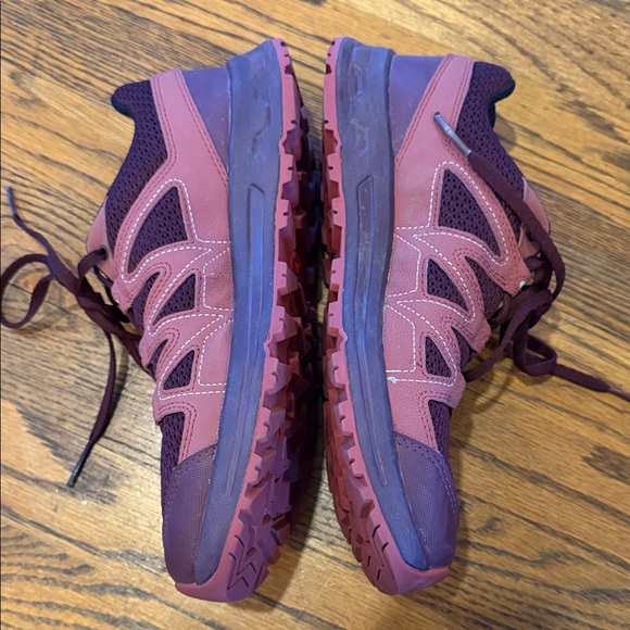 Salomon Burgundy and Maroon Trail Sneakers - Picture 5 of 6
